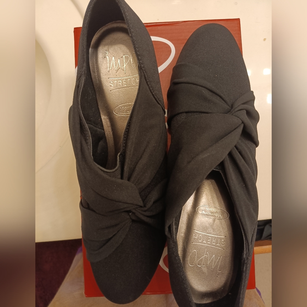 Impo Memory Foam Shoes